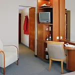 Hotel Western Centre 4*