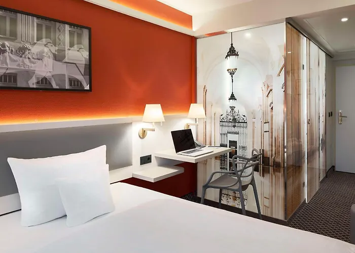 فندق Western Centre