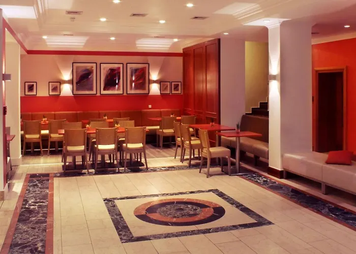 Western Centre لبسيا