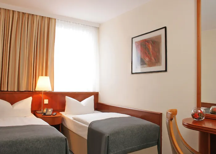 Western Centre لبسيا