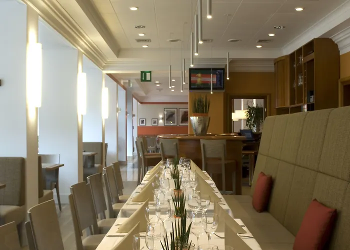 Western Centre لبسيا