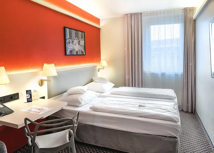 فندق Western Centre