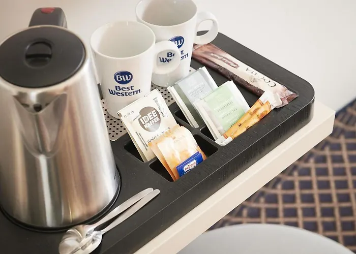 Western Centre 4* لبسيا