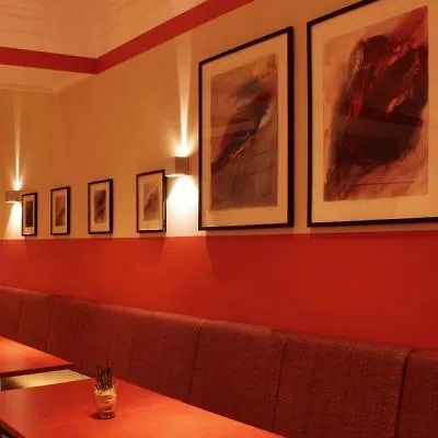 فندق Western Centre