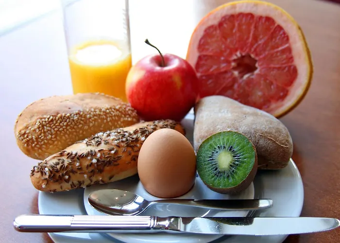 فندق Western Centre لبسيا