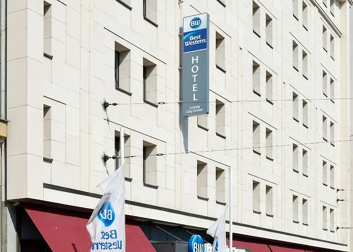 فندق Western Centre لبسيا