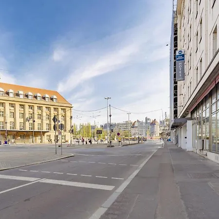 Western Centre Hotel