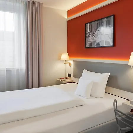 Western Centre Hotel